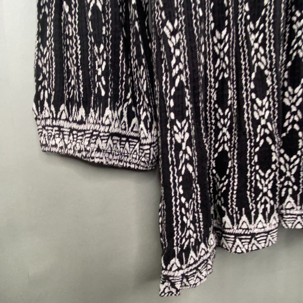 Lucky Brand Embroidered Tunic Women 2X Flowy Boho Peasant Top Black White Lace - Picture 6 of 9
